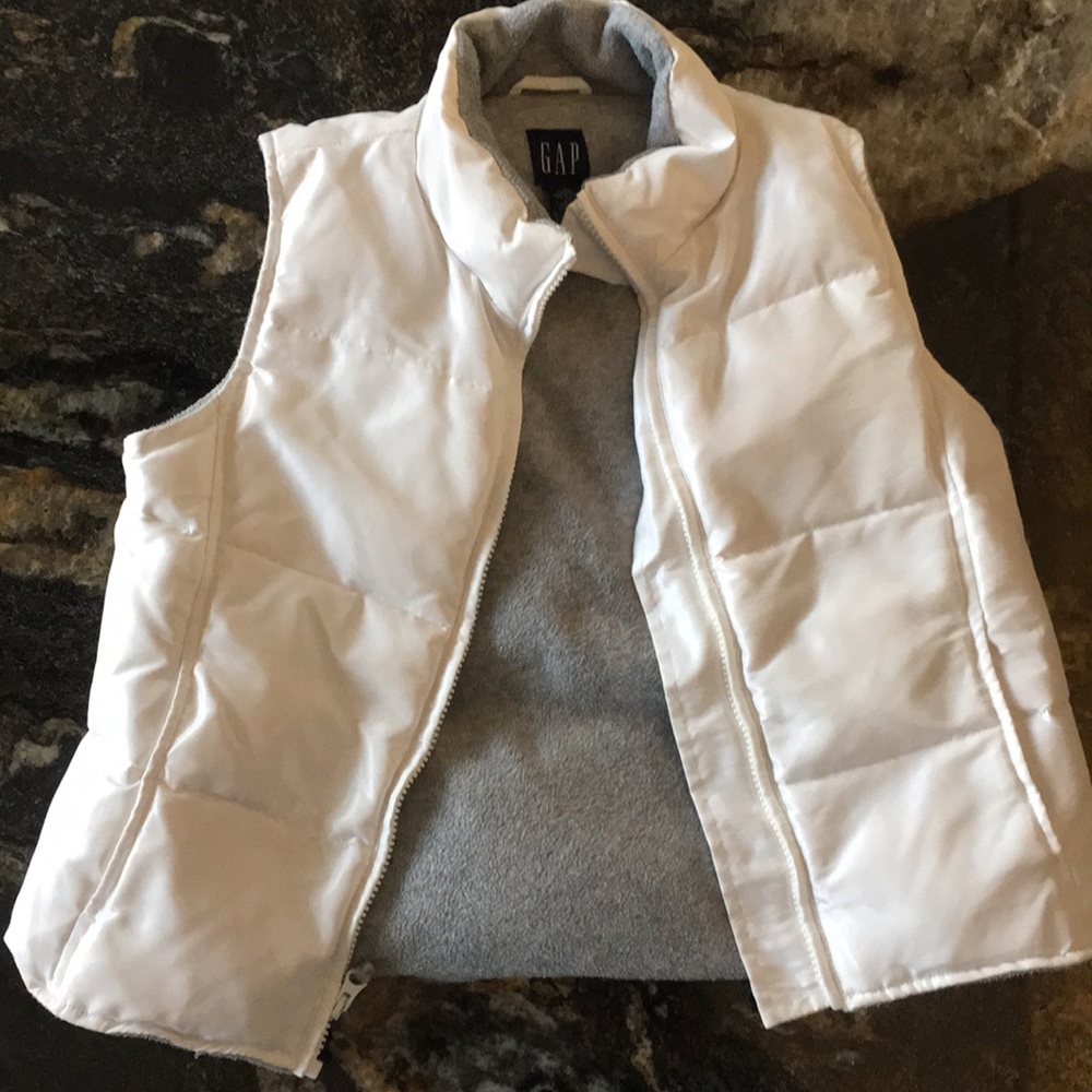 Gap white vest - Picture 1 of 1